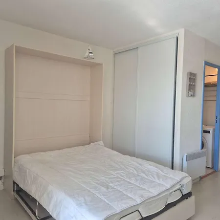 4 Personnes Avec Parking - Cap D'agde - Fr-1-249-424